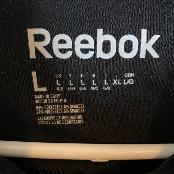 Reebok 1/4 Zip Pullover - Picture 3 of 6